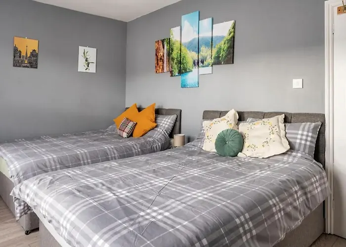Hatton Homes - Thackeray Avenue