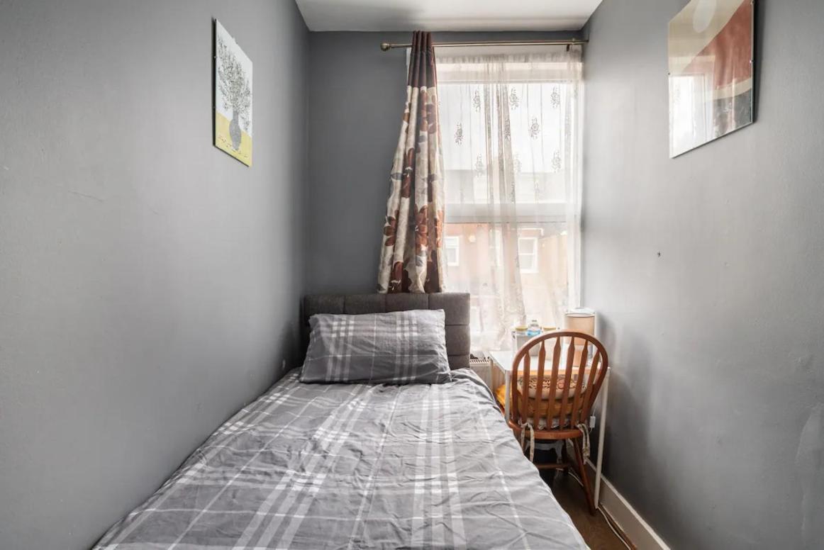 Hatton Homes - Thackeray Avenue Apartahotel Londres